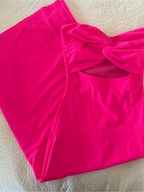 Windsor Strapless Twist Front Maxi Dress - Hot Pink
